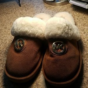 Slippers